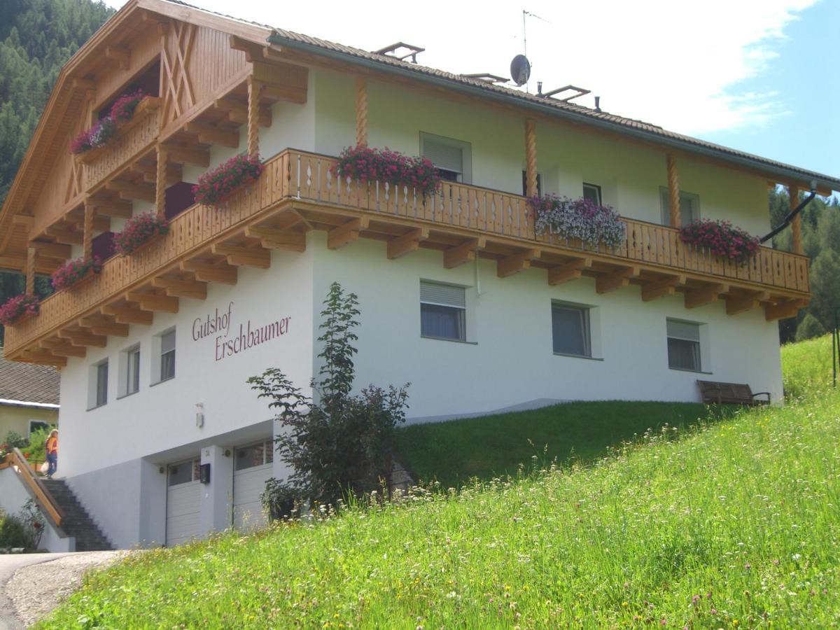 Gutshof Erschbaumer San Lorenzo di Sebato Εξωτερικό φωτογραφία